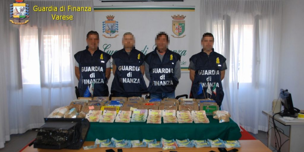 Maxi-operazione antidroga della guardia di finanza, arrestati a Inverigo due albanesi