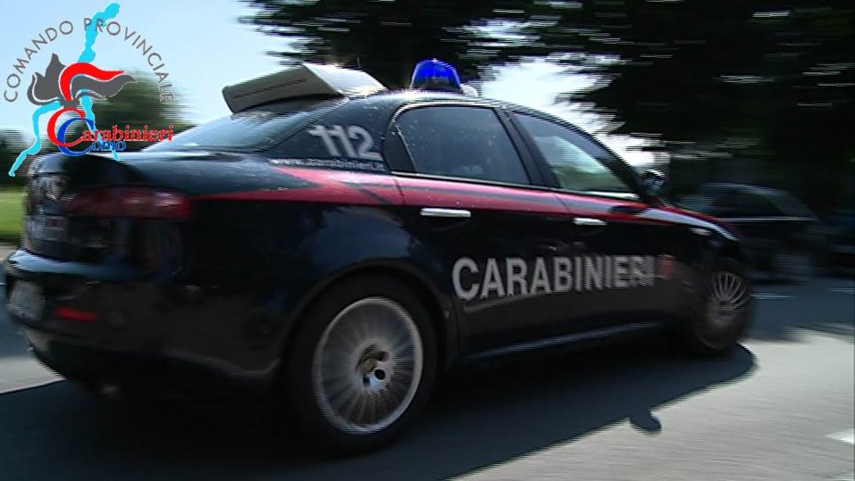 Due ragazzine violentate dal branco a Menaggio