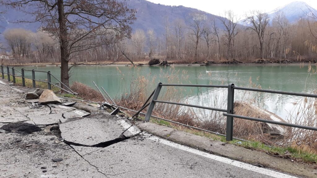Frana a Sorico, ancora isolata la frazione di Dascio