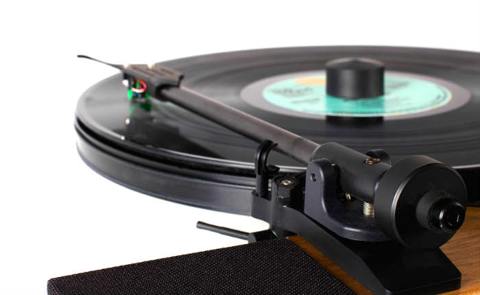 Fiera del vinile sabato a Villa Guardia