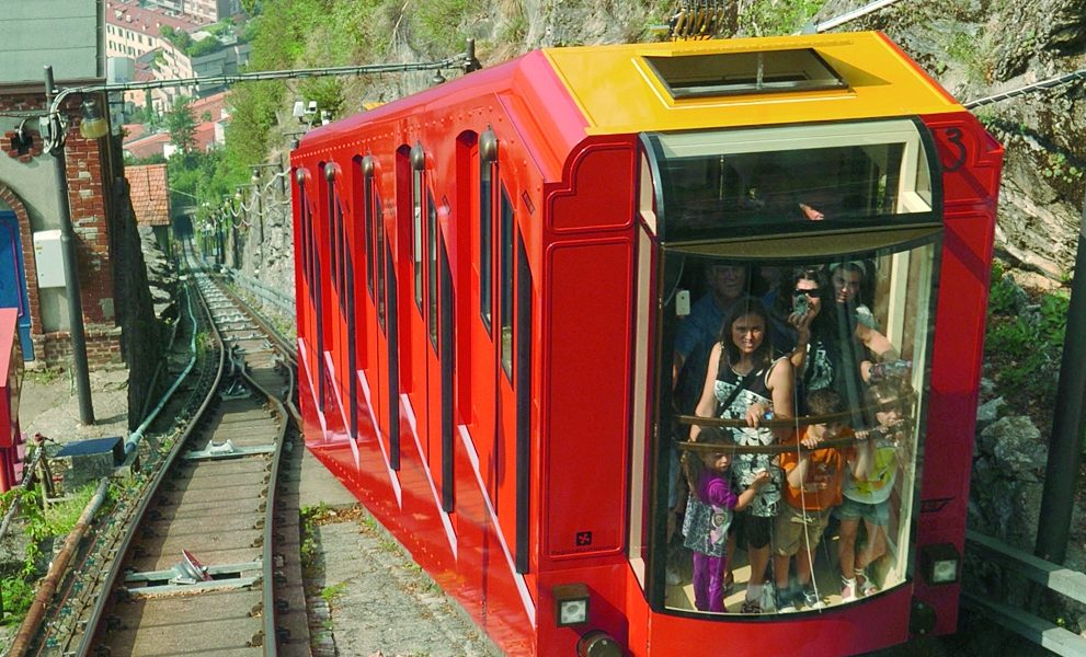 Domani si fermerà per un’ora la funicolare Como-Brunate