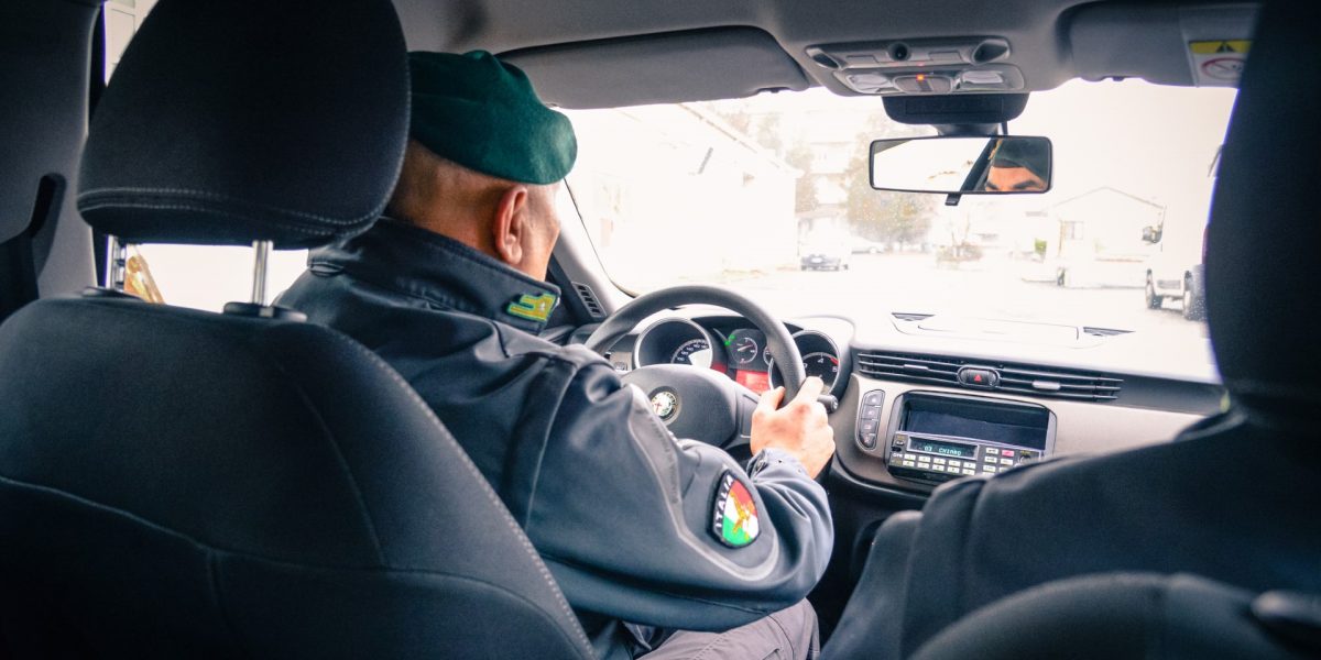 La guardia di finanza sequestra dodici tonnellate di combustibile illegale