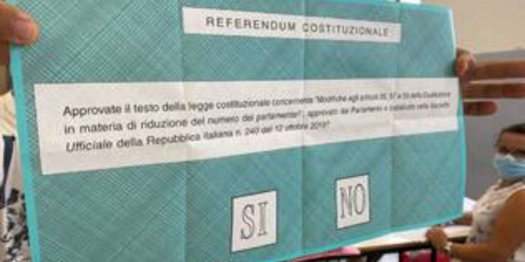Italiani alle urne: bassa l’affluenza in città, meglio dove si eleggeva anche il sindaco