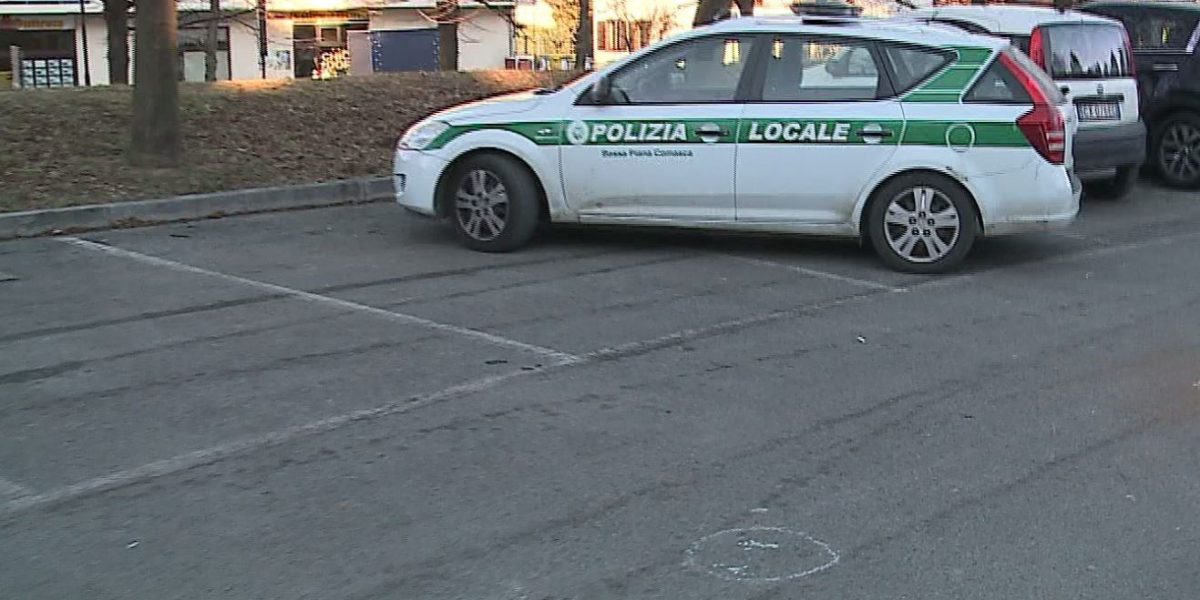Guanzate, uomo infastidisce e spaventa le ragazzine
