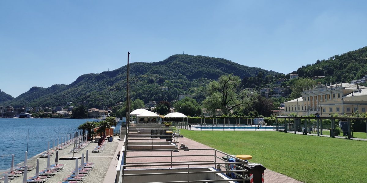Attesa finita per il lido, apre da oggi Villa Olmo