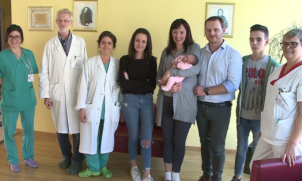 Mamma comasca di 38 anni dà alla luce il suo undicesimo figlio