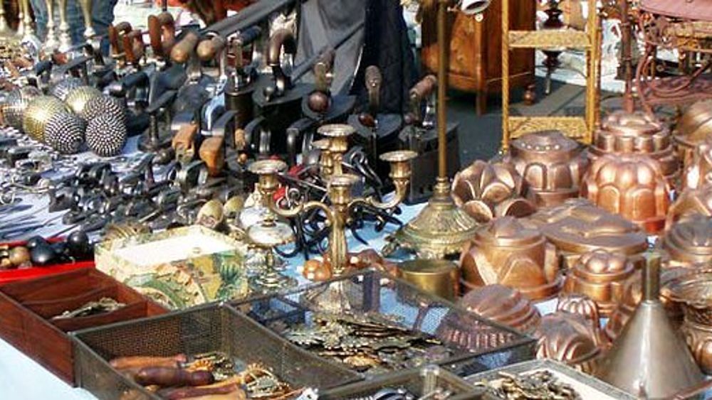 Mercati e rassegne hobbistiche a Como, ecco il bando
