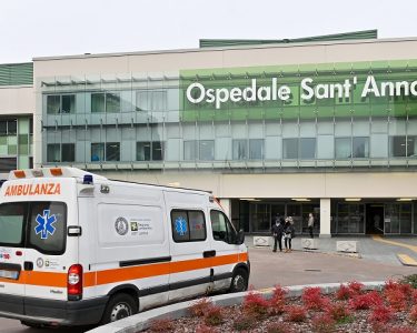 Imprenditore fermato in dogana con 61.500 euro in contanti