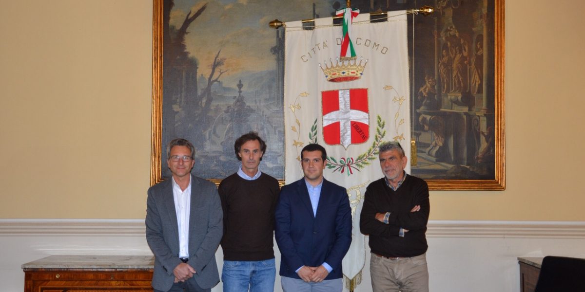 Cinquanta sub puliscono i fondali del Lago di Como