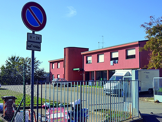 Migranti, il Comune non vuole più gestire il Centro di accoglienza di Prestino