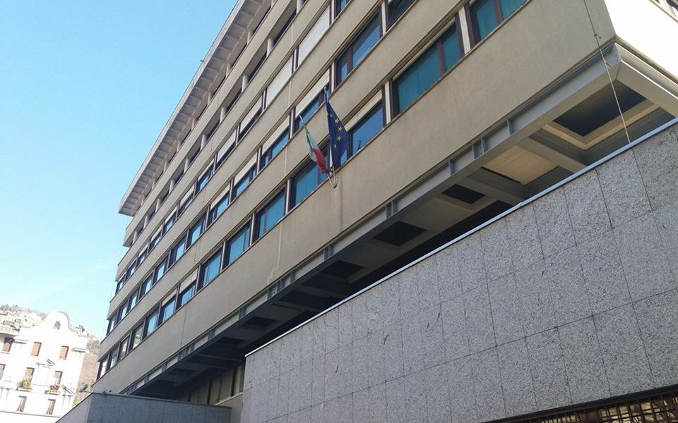 Finte assunzioni in cambio di permessi di soggiorno: chieste 5 condanne