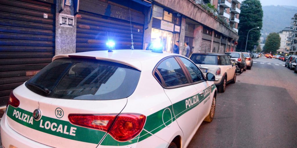 Emergenza degrado in via Anzani, il Comune vuole incontrare i residenti