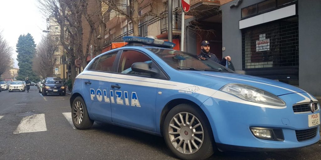 Donna di 49anni trovata morta in auto: la Procura in attesa dell’esito dell’autopsia