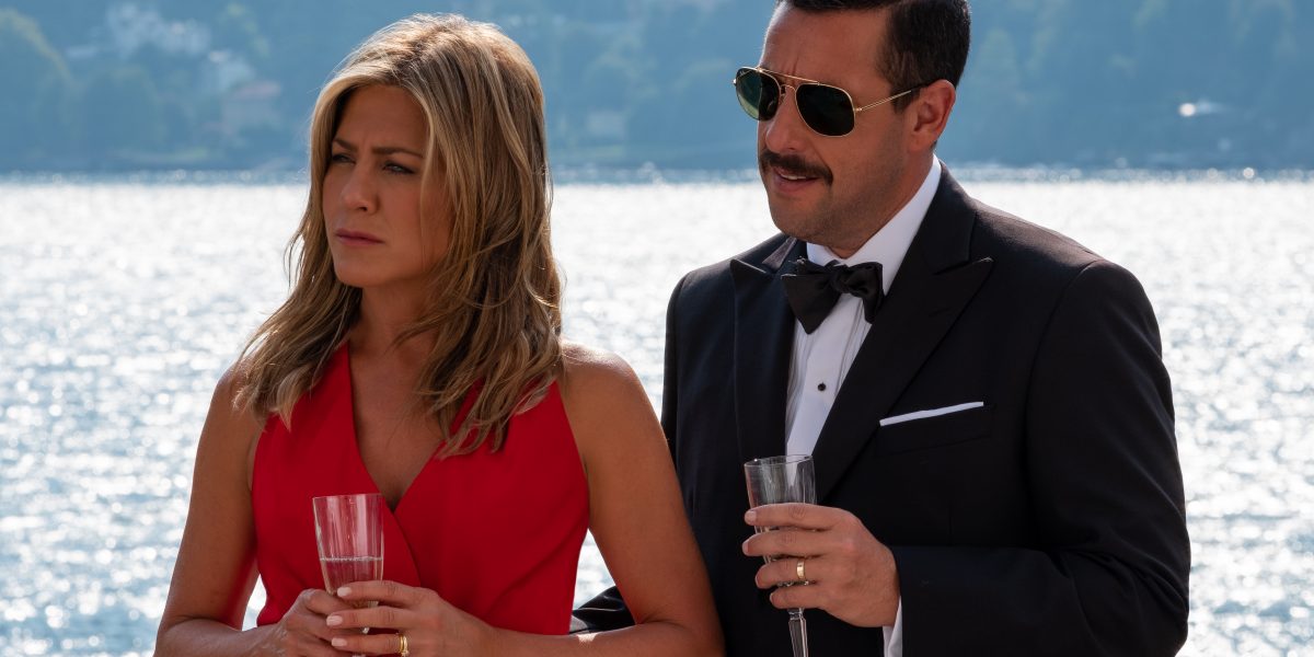 L’attesa è finita: da venerdì disponibile per il pubblico “Murder Mystery”, il film girato la scorsa estate sul Lago di Como