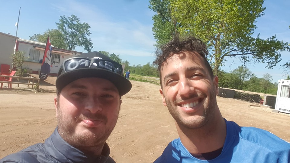 Ospite a sorpresa in pista. Allenamento  con Daniel Ricciardo per il comasco Andrea Patriarca