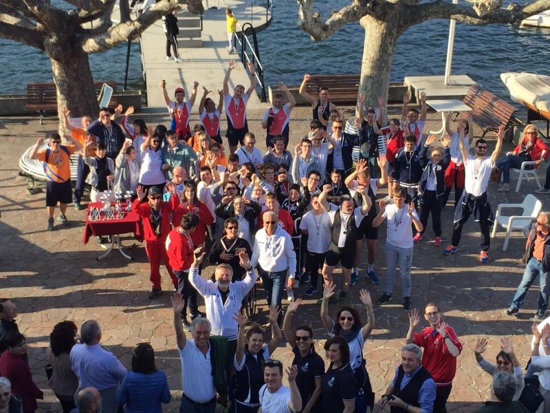 Pararowing, la kermesse alla Canottieri Lario con 80 atleti. «Nessuna classifica. Hanno vinto tutti»