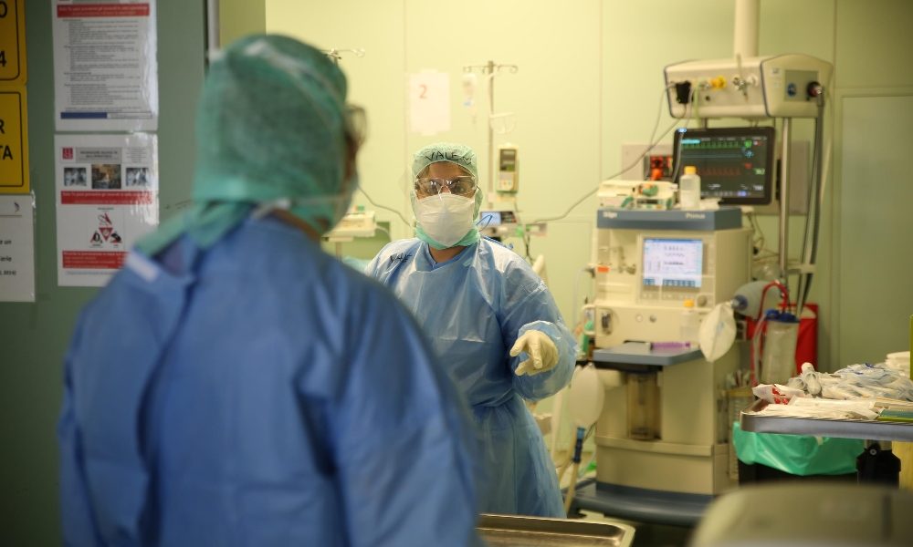 Coronavirus:2.978 morti,475 in un giorno
