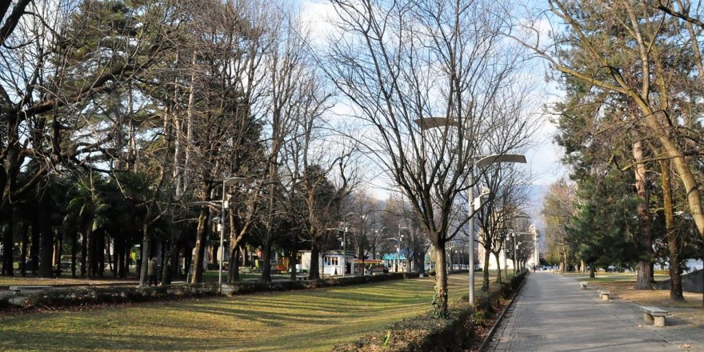 Giardini a lago a rischio, l’ira delle opposizioni. E c’è chi invoca le dimissioni degli assessori