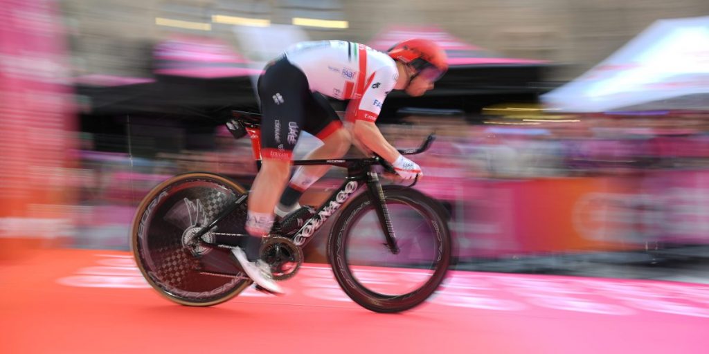 Oggi il Giro d’Italia a Como. Il promemoria con le limitazioni alla viabilità e i consigli utili per gli automobilisti
