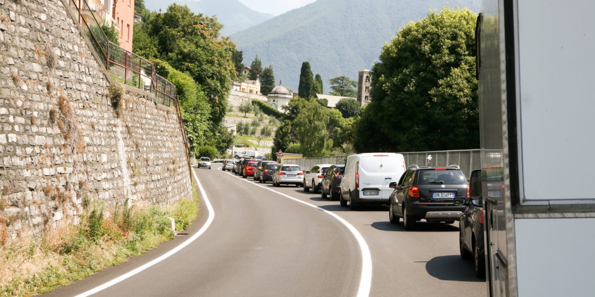 Regina: girone o fasce orarie rigide. Le proposte in Prefettura dopo l’ennesimo fine settimana di caos