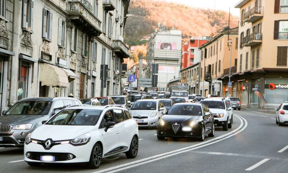 Code e traffico impazzito in città: vertice questa mattina in Comune. Mercoledì un tavolo in Prefettura