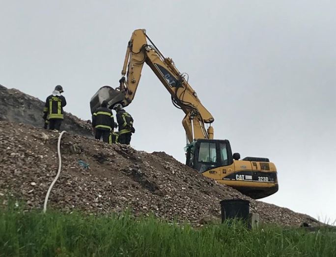 Mariano Comense, nuovo allarme incendio alla discarica
