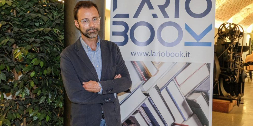 LarioBook, l’economia “pop” spiegata da Specchia