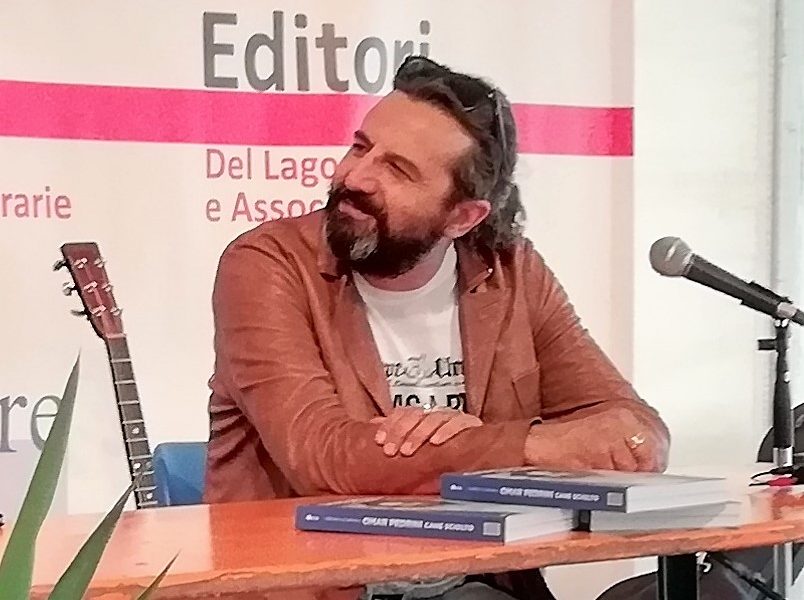 Omar Pedrini a tutto campo fra musica,  gli anni passati in Brianza e il calcio con il ricordo di Borgonovo