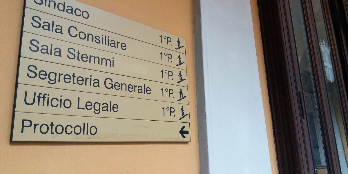 Centrodestra di nuovo diviso nel capoluogo. Il nodo è l’elezione della commissione speciale