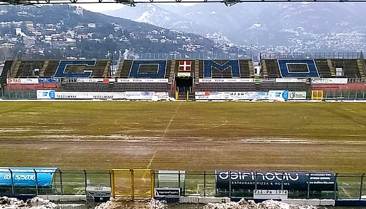 Il terreno del Sinigaglia ripulito dalla neve:  Como e Villa d’Almè in campo regolarmente