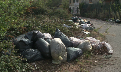 Nuova discarica a cielo aperto nella periferia di Como