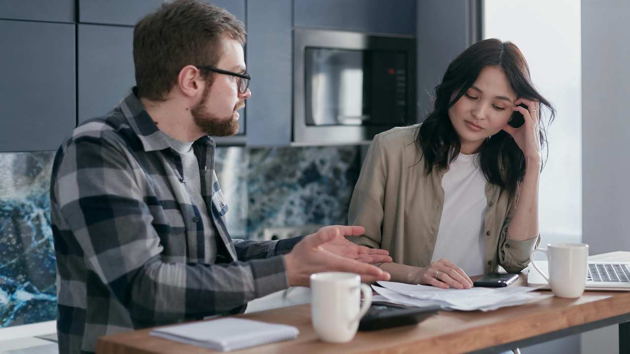 Discussione tra moglie e marito - CorrierediComo.it