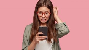 cellulare spia - freepik - corrieredicomo.it