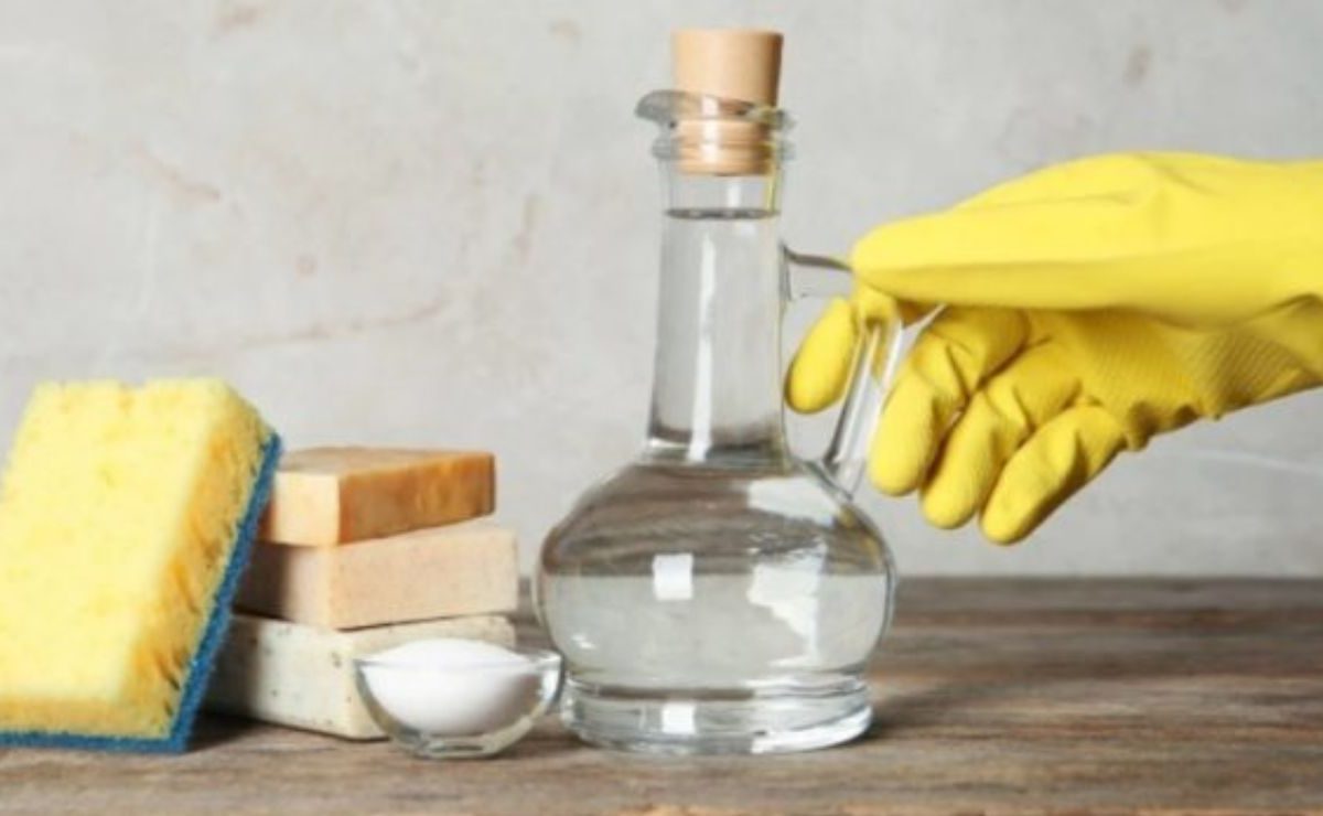 Aceto e bicarbonato, non usarli mai insieme | Si tratta di uno sbaglio gravissimo: come sfruttarli in modo corretto